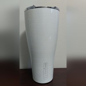 Brumate Nav XL Tia Booth Pearl Croc 32oz